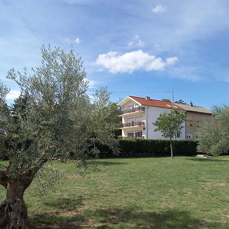 Apartment Central Knin Bagian luar foto